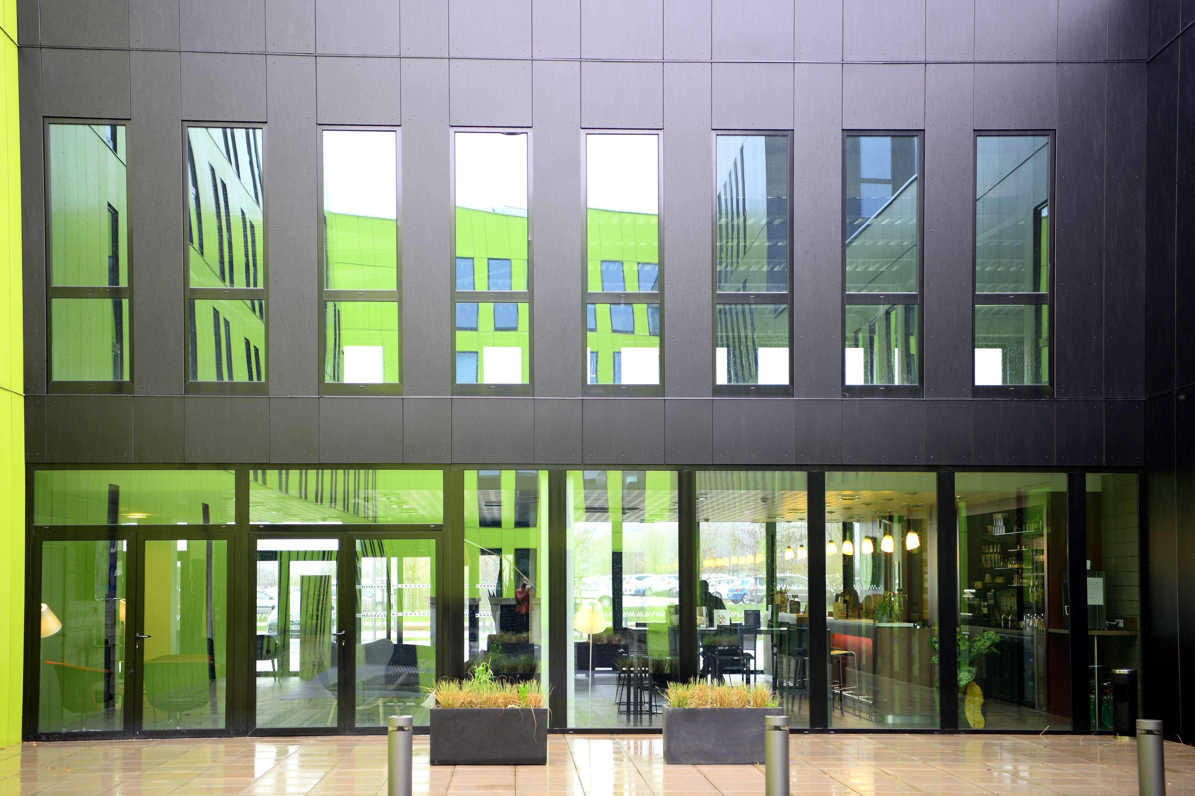 Campanile Belfort Montbeliard - Gare La Jonxion. Meroux Exterior photo